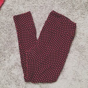 LuLaRoe Leggings • Tall & Curvey •